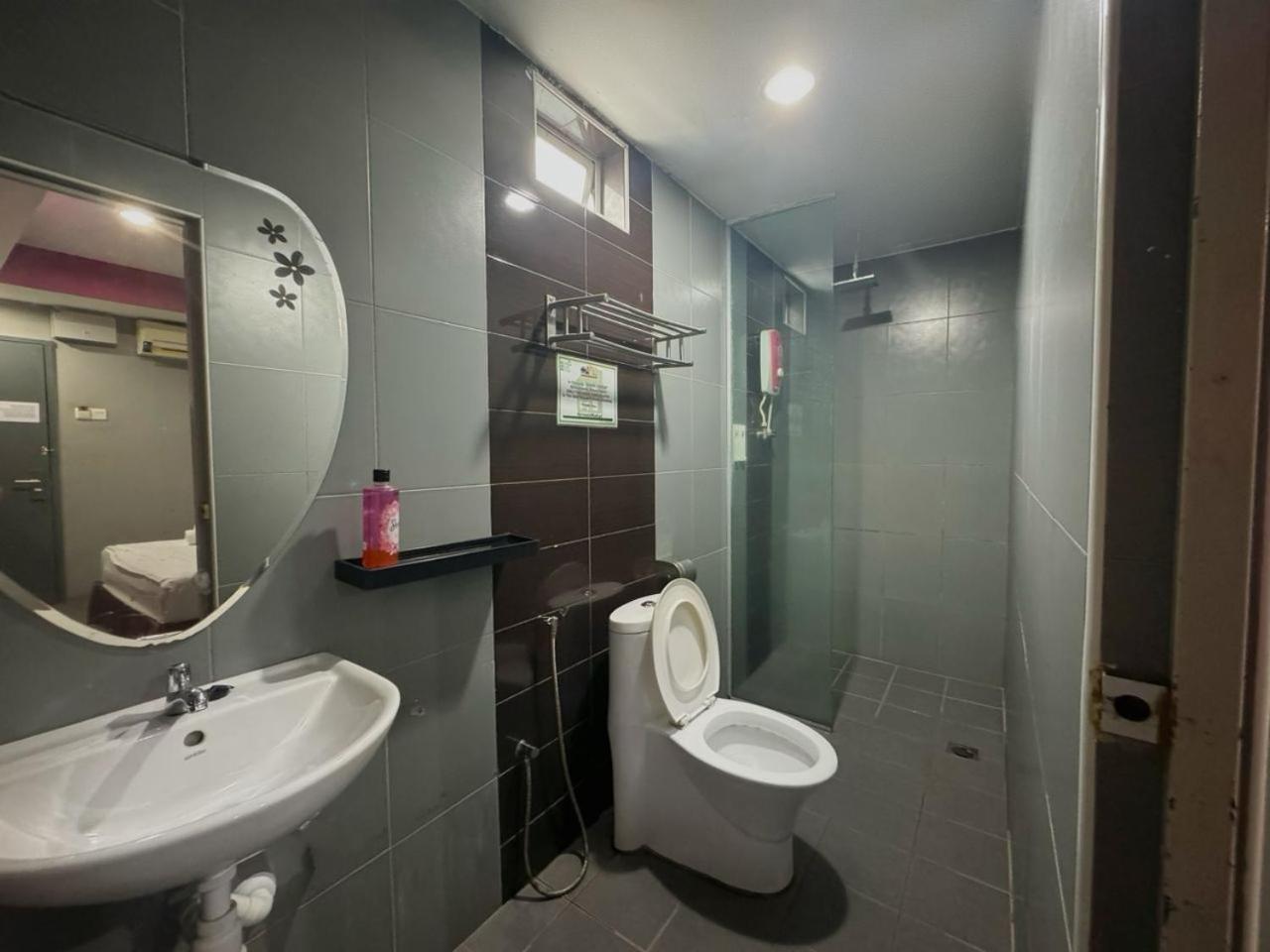 Metroinn Hotel Arau Bagian luar foto